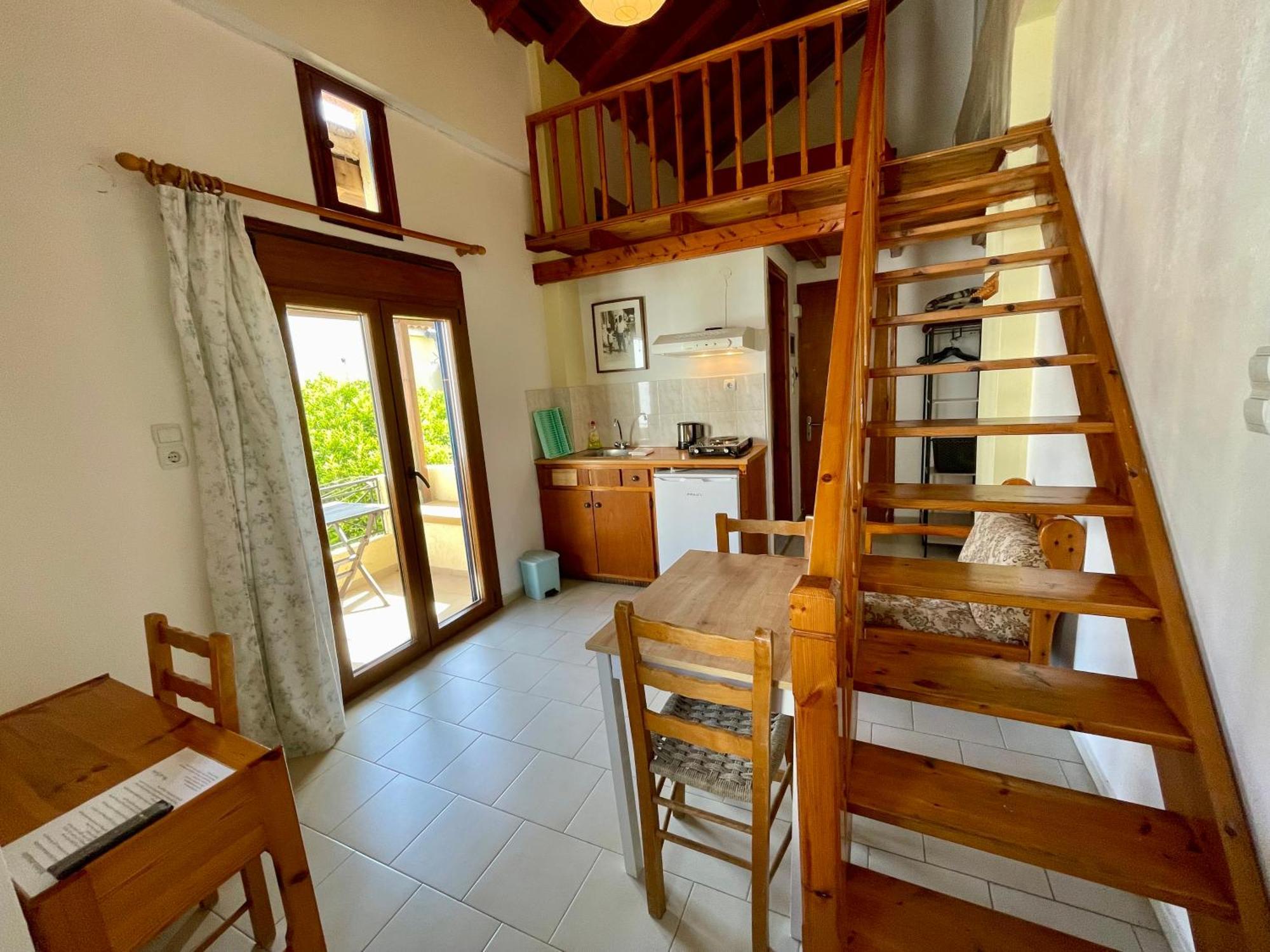 Jimmy'S Place Ormos  Екстер'єр фото