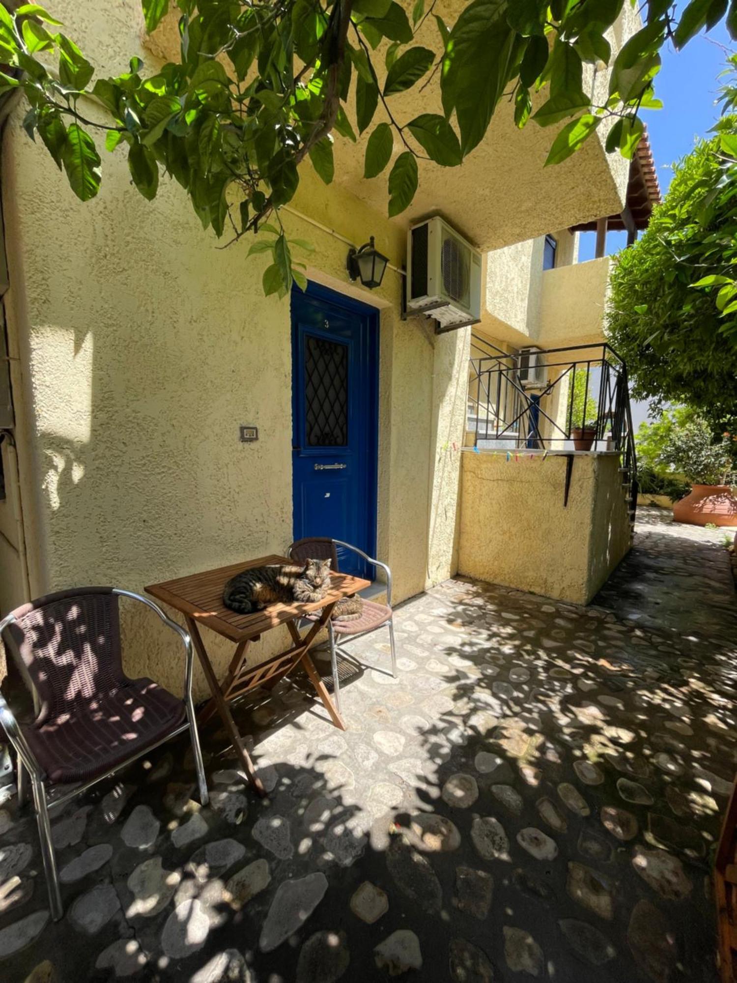 Jimmy'S Place Ormos  Екстер'єр фото