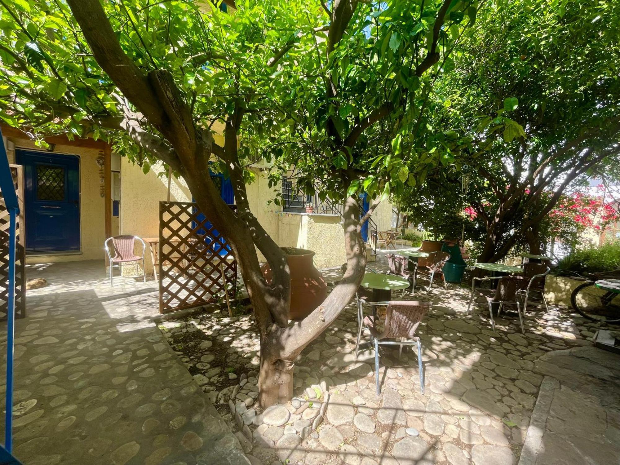 Jimmy'S Place Ormos  Екстер'єр фото