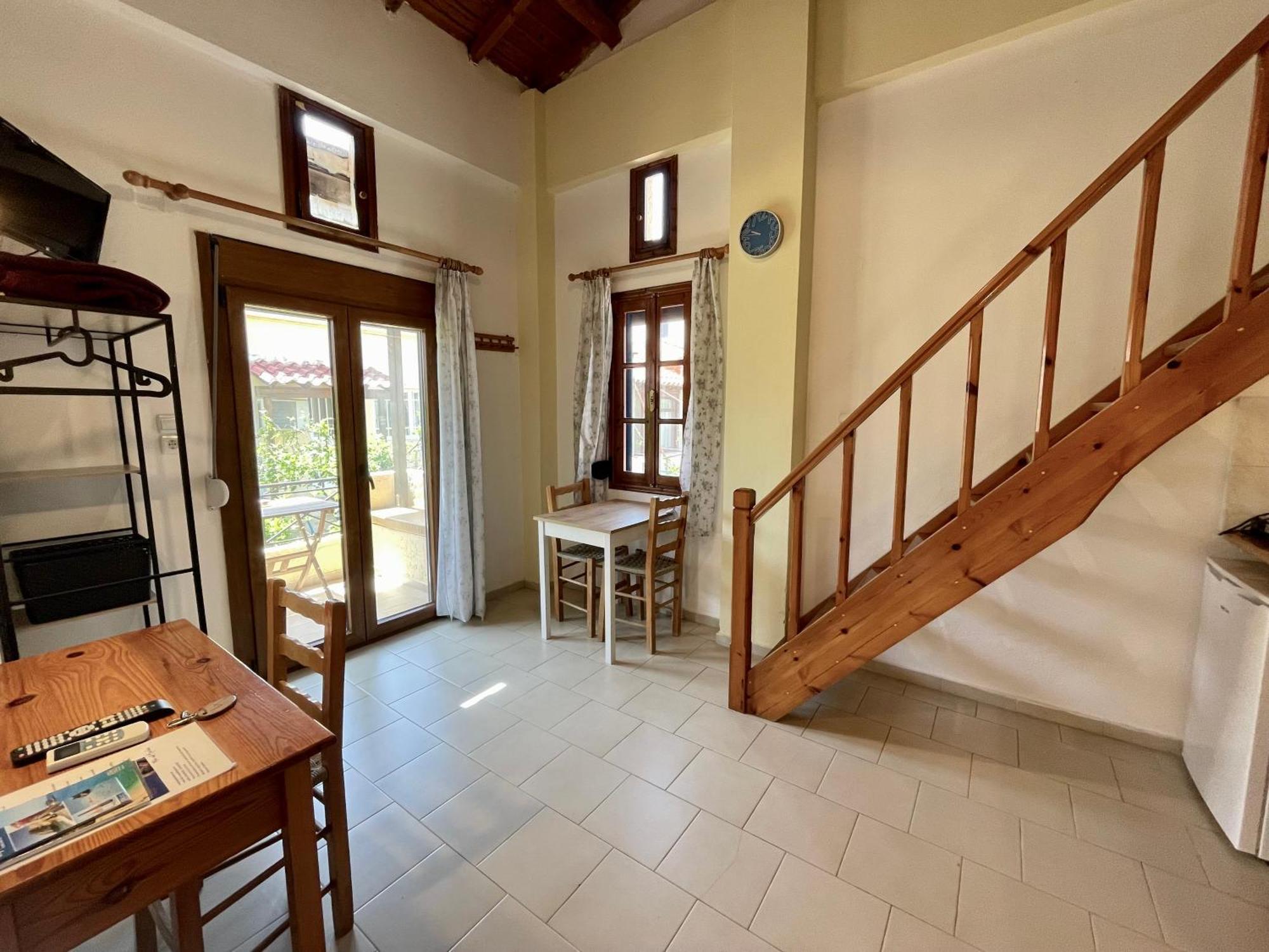 Jimmy'S Place Ormos  Екстер'єр фото